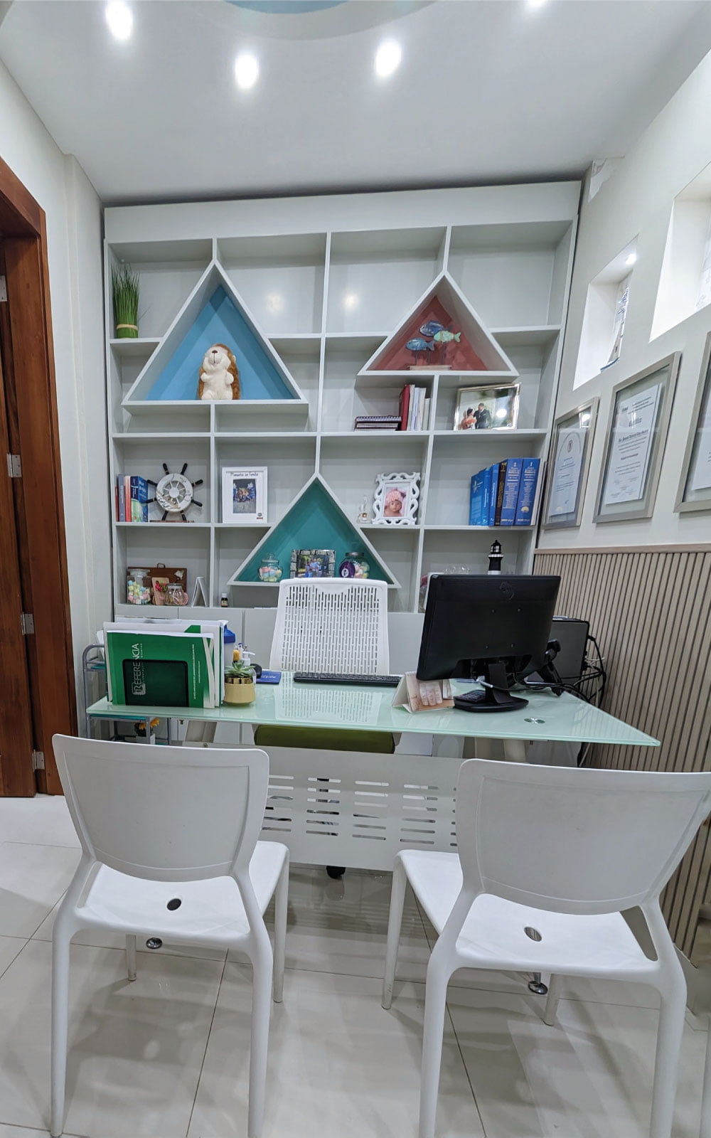 Decoración de Interior de Consultorio PC-5